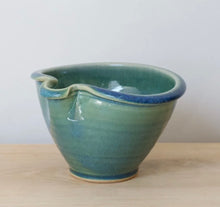 Load image into Gallery viewer, Medium Handmade Mixing Bowl