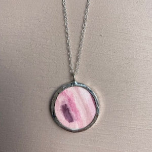 Anwyl Pendant 9