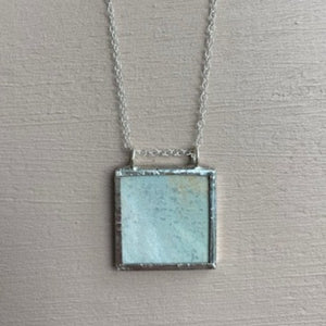 Anwyl Pendant 12