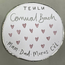 Load image into Gallery viewer, Ffram Teulu Calonnau - Family Heart Frame