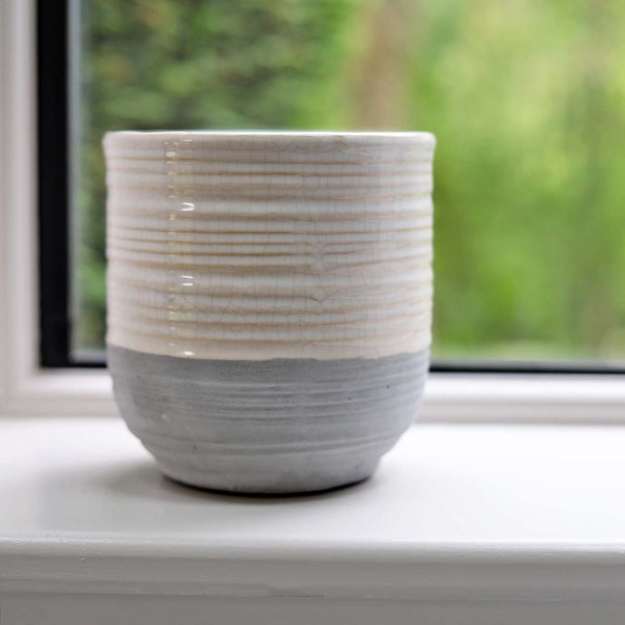 Off White Terrain Pot